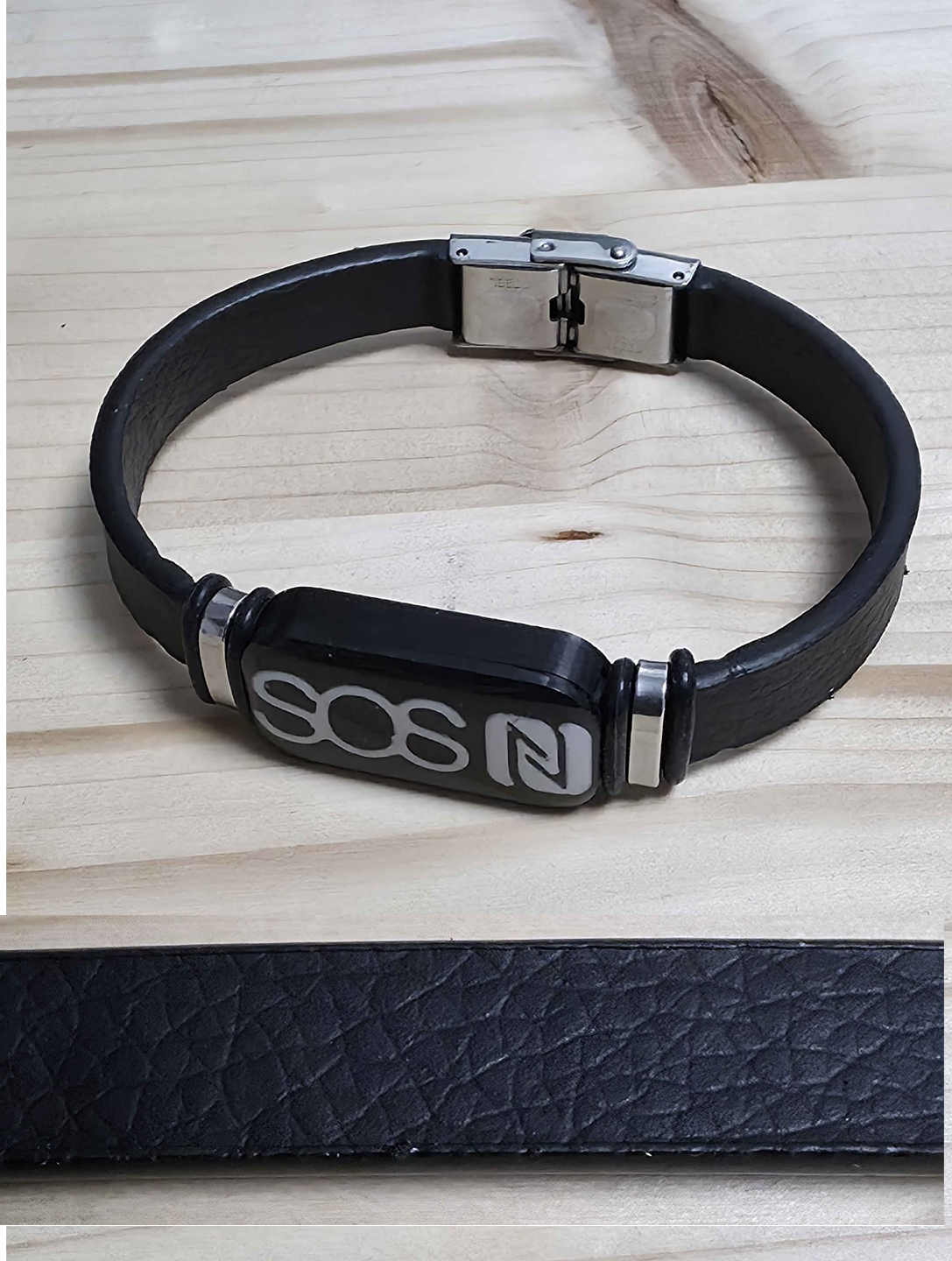 A05- NEU! Schwarz Kunstleder SOS Armband mit NFC Chip